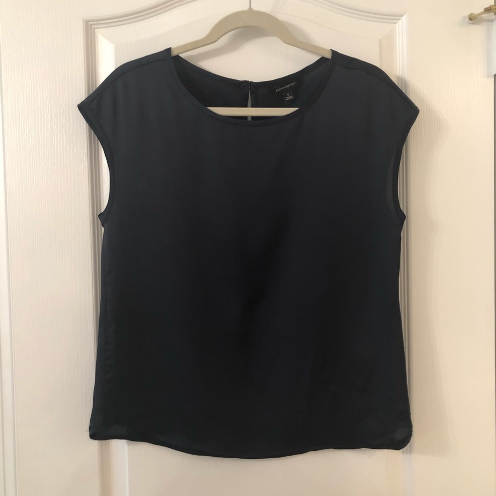 Navy blue top